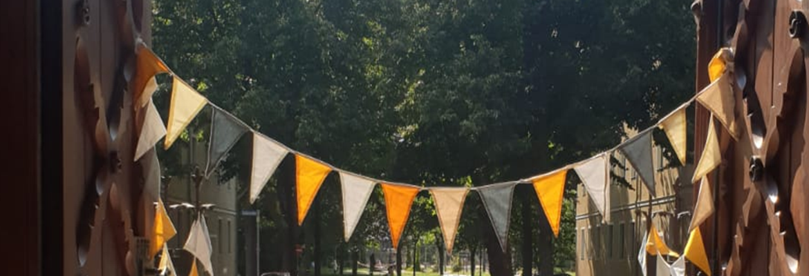 Herzliche Einladung zum Café Sommerfreude am Dienstag und Donnerstag von 15 - 18 Uhr in der Johanneskirche Herzliche Einladung zum Café Sommerfreude am Dienstag und Donnerstag von 15 - 18 Uhr in der Johanneskirche