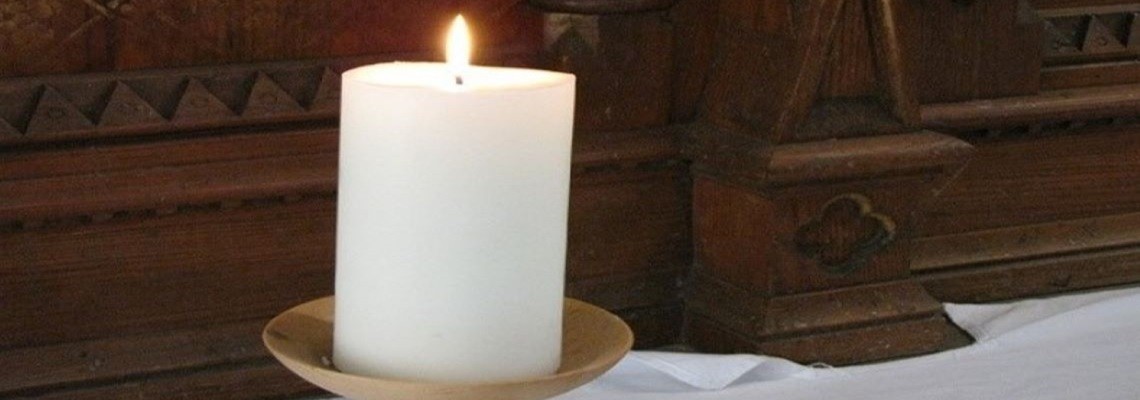 Jeden Sonntag um 10 Uhr Gottesdienst mit Kinderkirche in der Johanneskirche Jeden Sonntag um 10 Uhr Gottesdienst mit Kinderkirche in der Johanneskirche